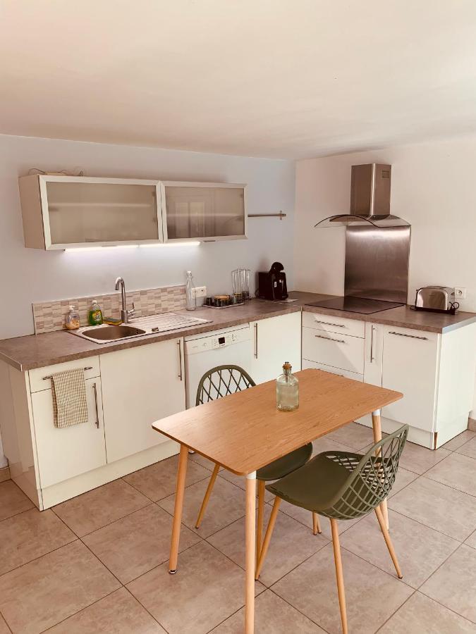 Appartement Independant Avec Jardin Et Acces Piscine Nimes Exterior photo